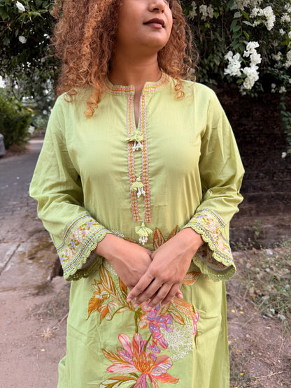 Green Cotton Embroidered Pakistani Suit Set