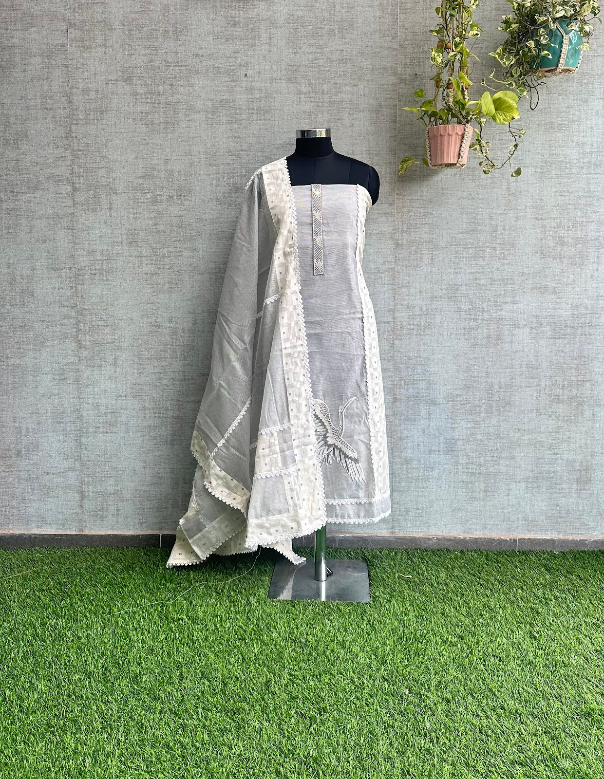 Grey and White Kota with Lacework