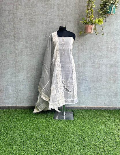 Grey and White Kota with Lacework